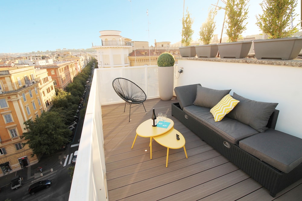 Wonder Vatican Terrace