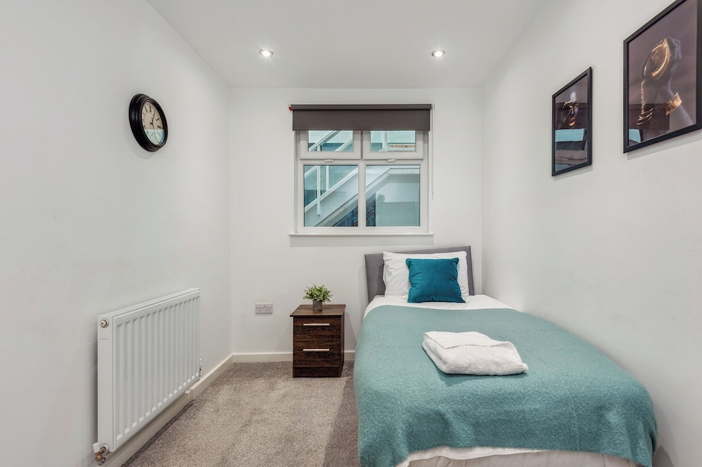 Central Liverpool Retreat