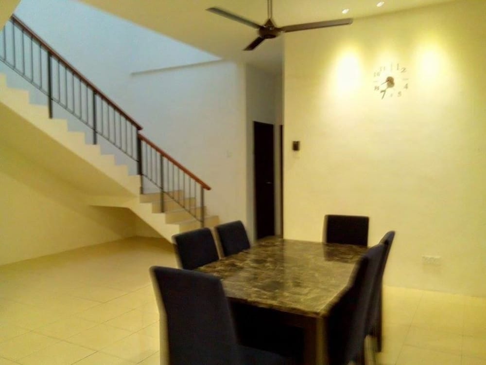 Kemaman Resthouse A photo 6
