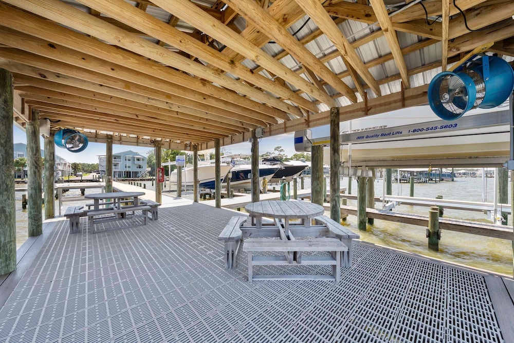 Bayview 59