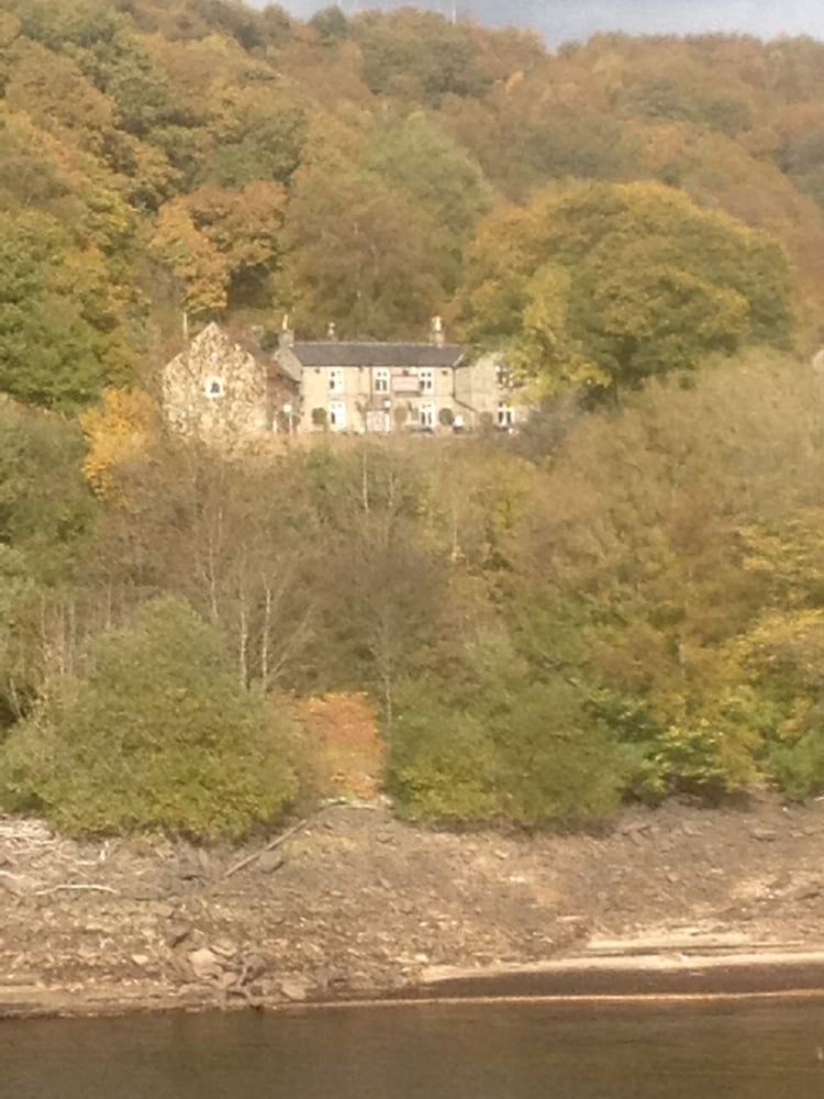 Ladybower Inn
