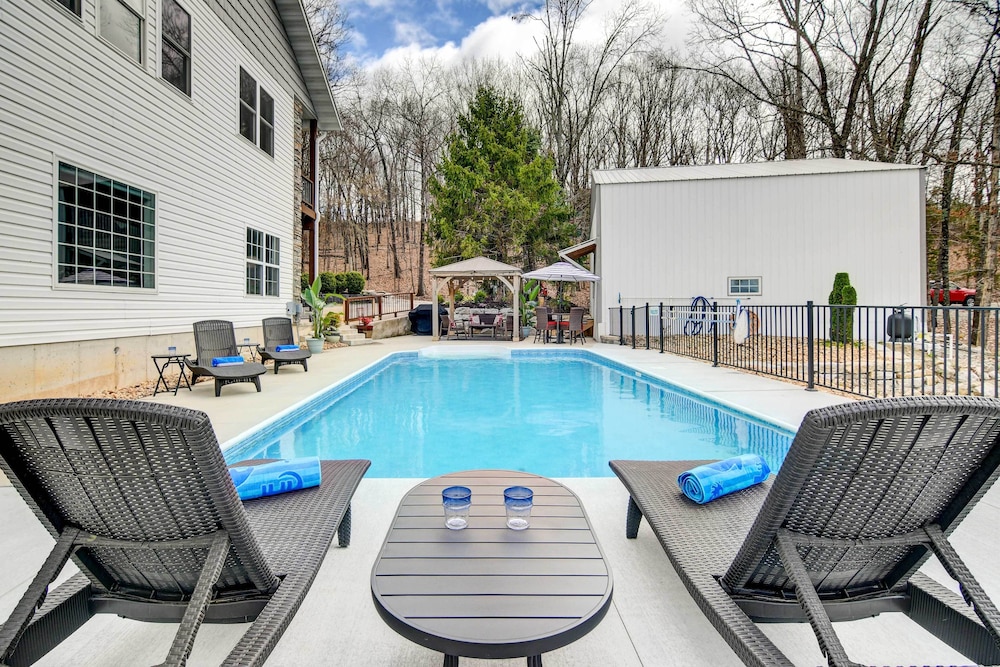 Branson Vacations - Secluded Branson Escape w/ Pool  Game Room! - Property Image 1
