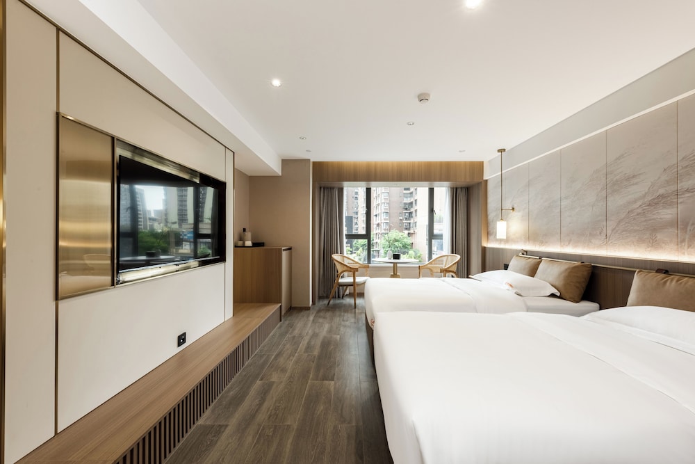 Leshan Manfu Hotel