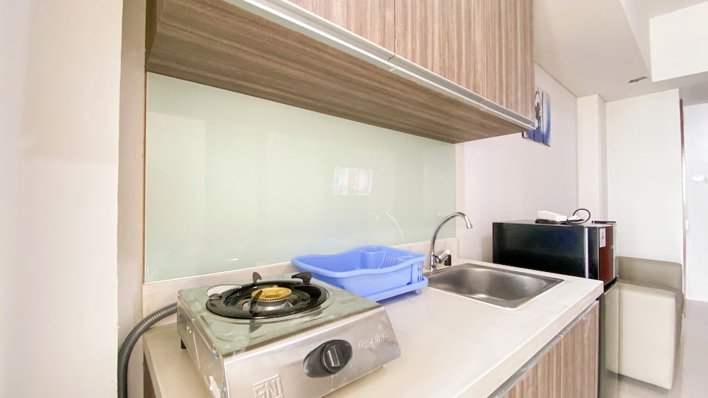 Simply Look 2Br Apartment At Vittoria Residence