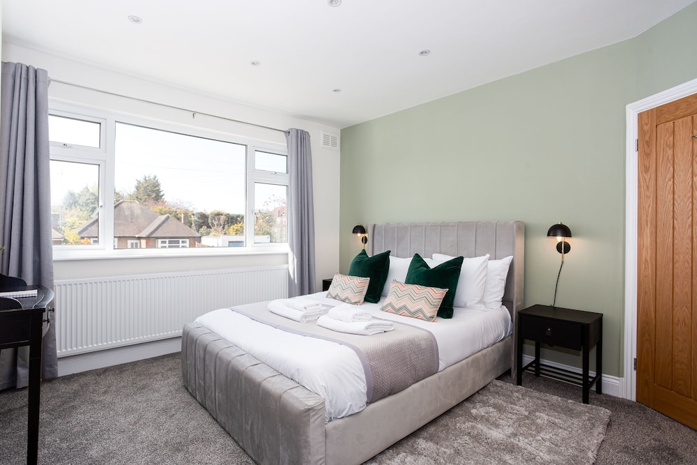 The Carlton by Sorted Stay view 2