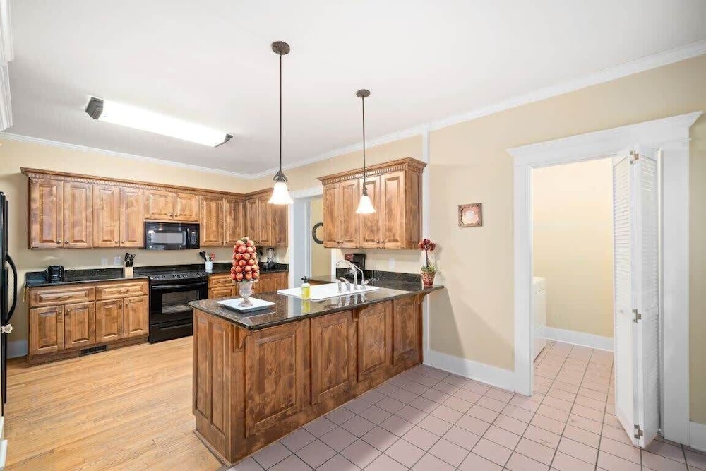 Cali St Rocket City Residence, photo 39