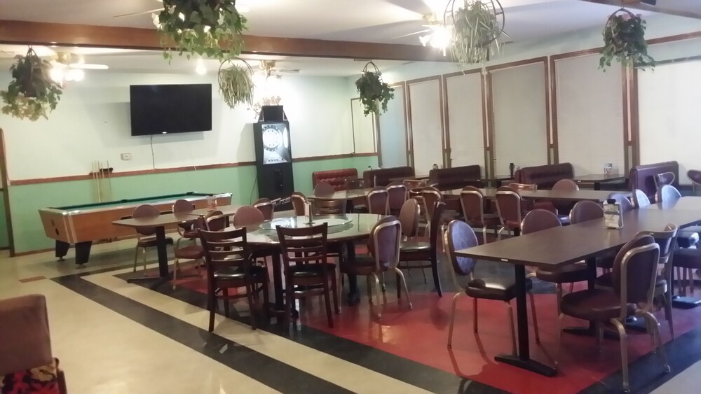 Tahitian Motor Inn