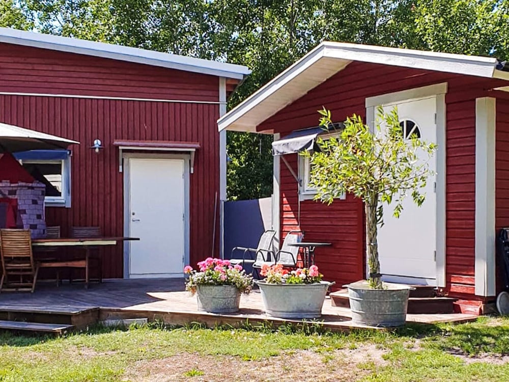6 Person Holiday Home in Monsteras