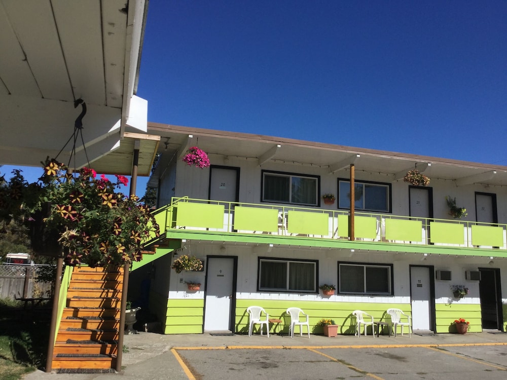 Cedars Motel