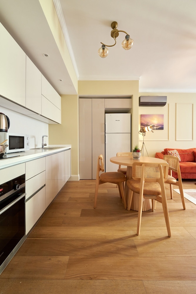 Taksim 360 Lagirio Residence