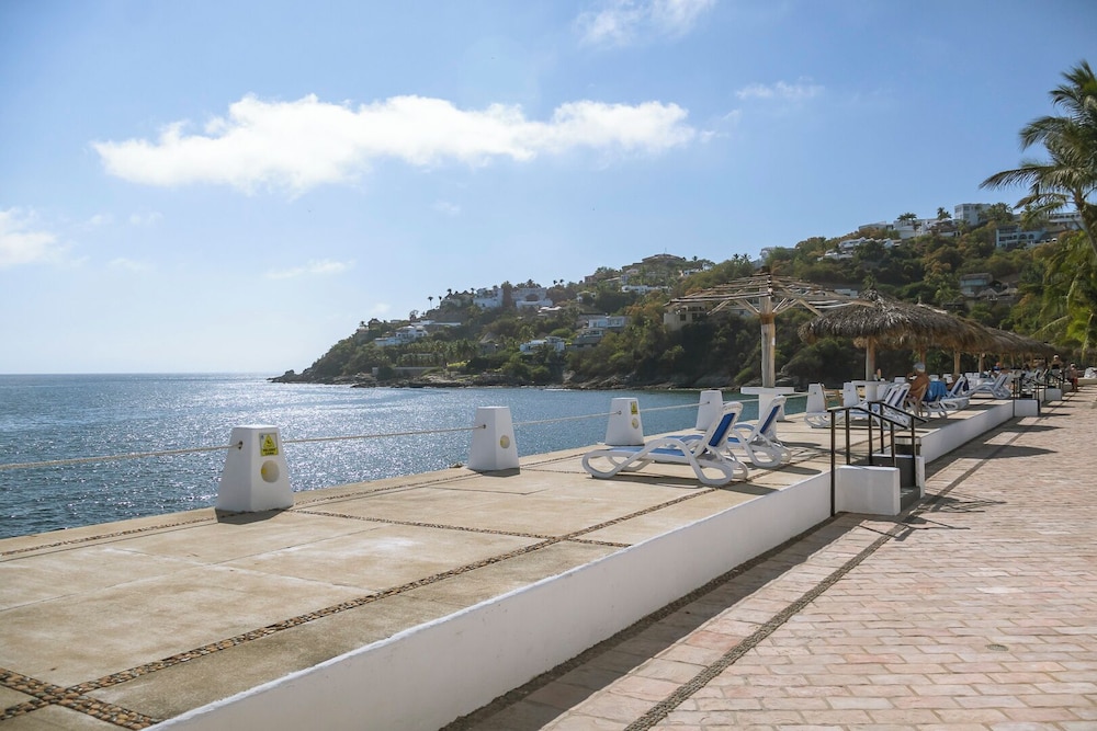 Flat with Unbeatable Views & 2 Bedrooms