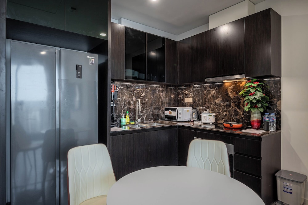 The Lumiere Luxury Citypoint ANGIA