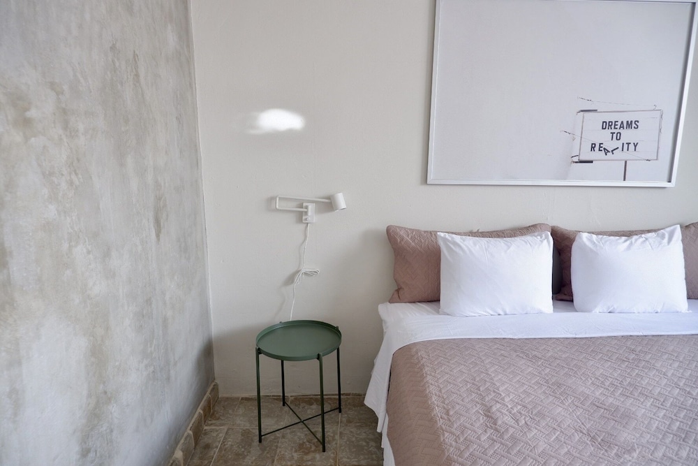The Emerald - Property Image 38
