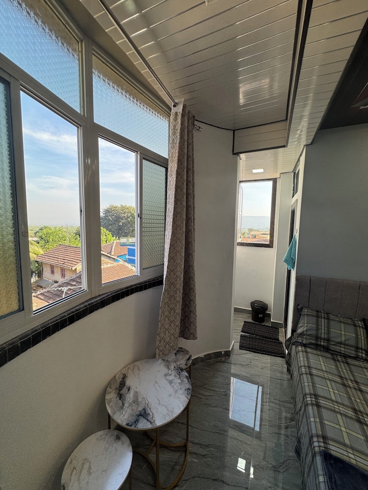 soge holiday lodging