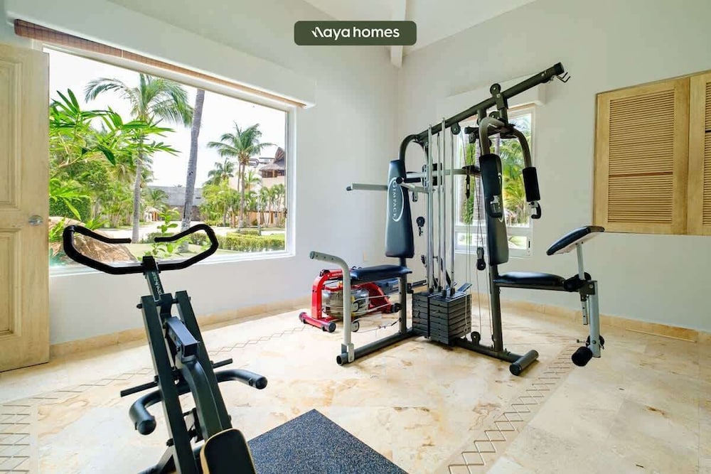 Amazing House -private Pool - Tennis - Paddle Cour