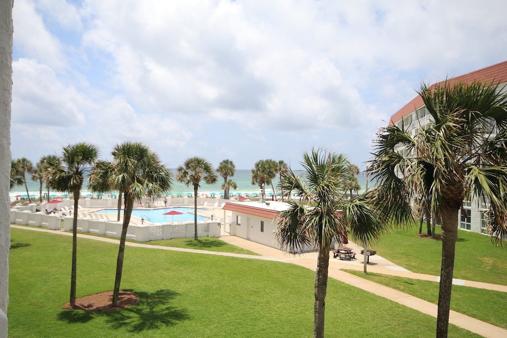 339 El Matador 2 Bedroom Condo