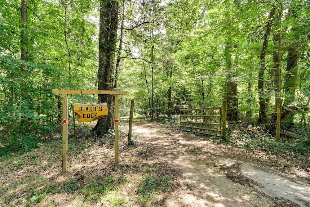 McComb Vacations - Mississippi Vacation Rental w/ River Frontage - Property Image 19