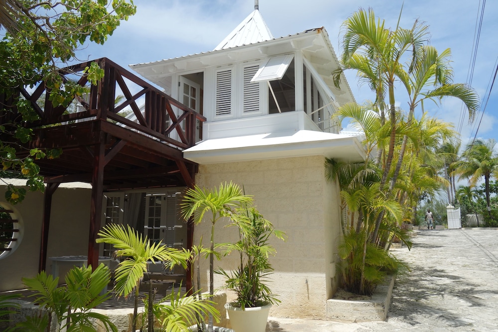 Inchcape Seaside Villas