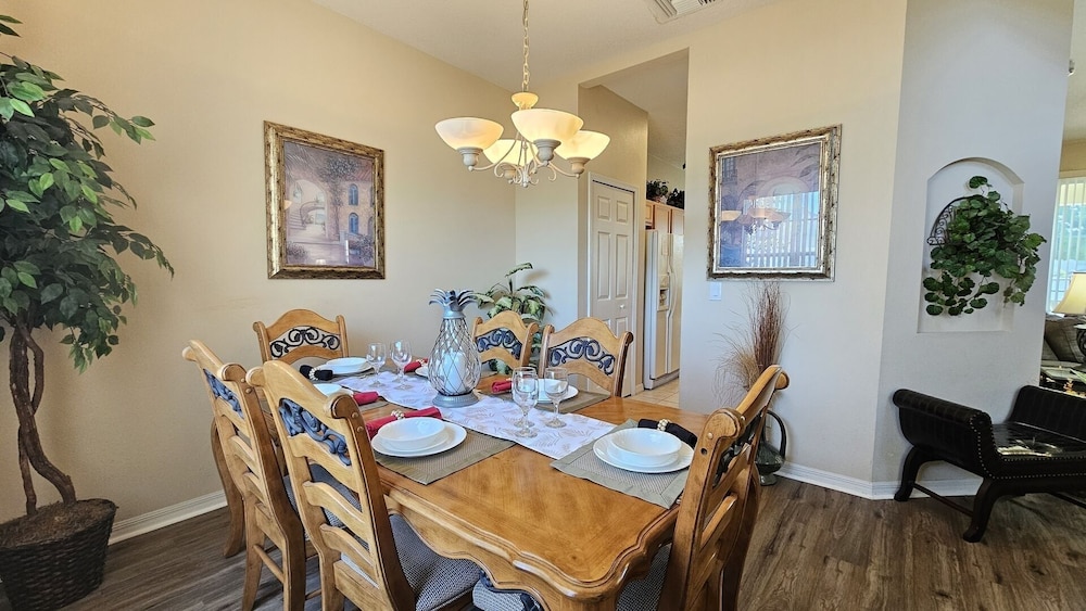 Cp938od 5 Bed Calabay Parc 5 Bedroom Home
