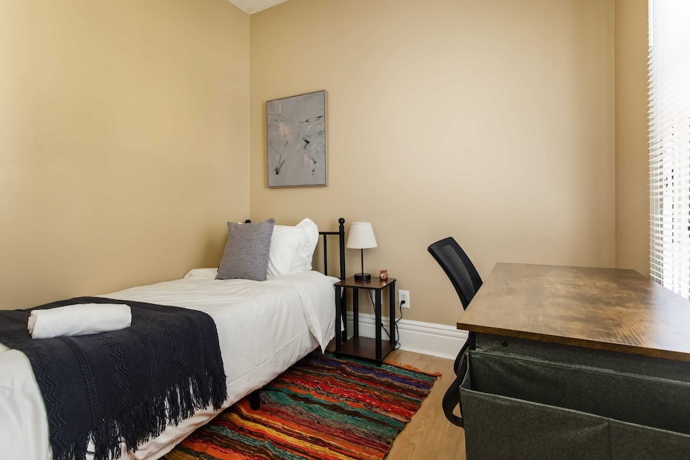 TWO Units Entire Stylish Restored House on Frankfort Ave by Cozysuites - Image 4