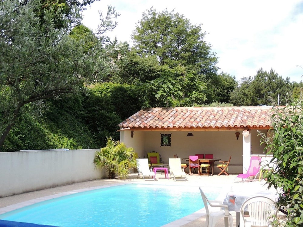 House in Vaison La Romaine With Heated Pool