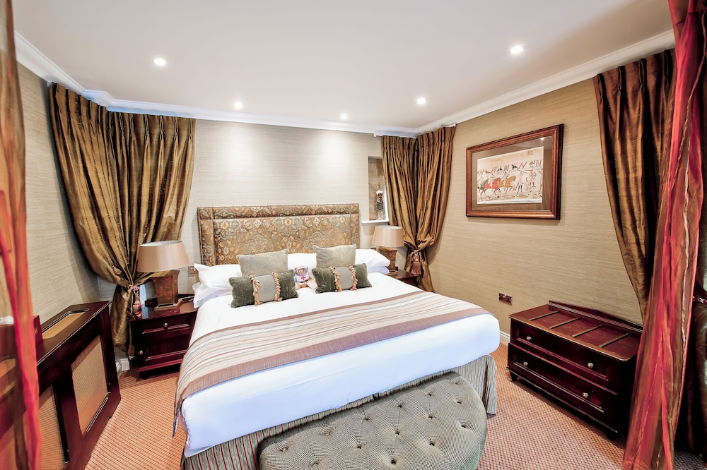 Langley Castle Hotel