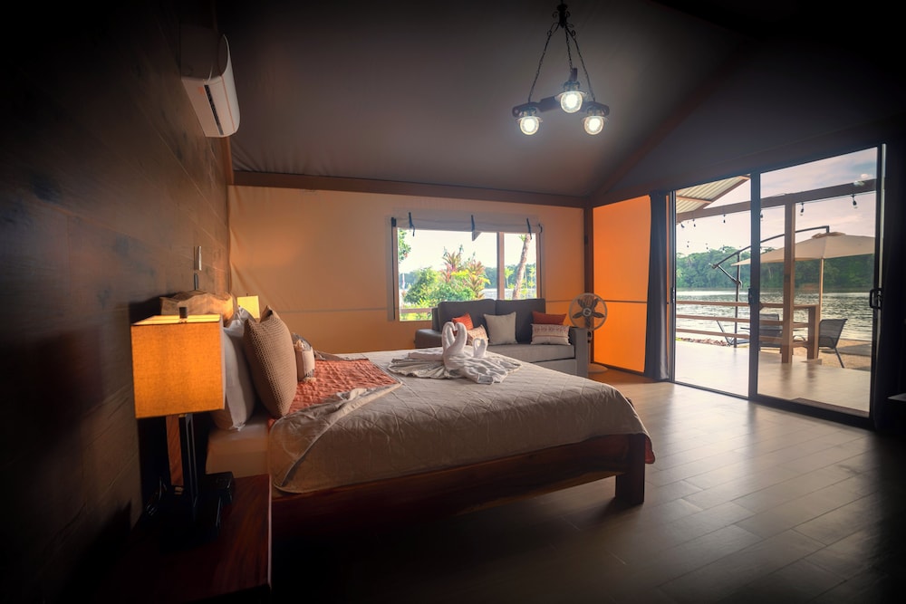 Valverde Glamping & Ecolodge