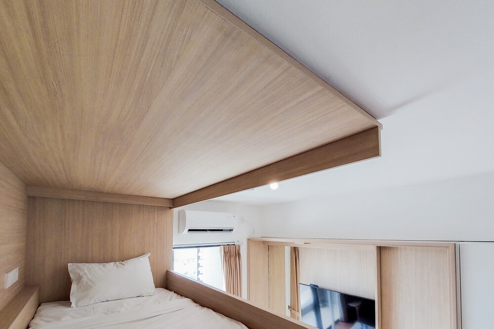 Simple And Homey Studio At Sky House Bsd Apartment