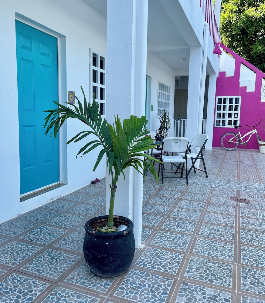 Pachamama Holbox - Hostel & Private Apartments