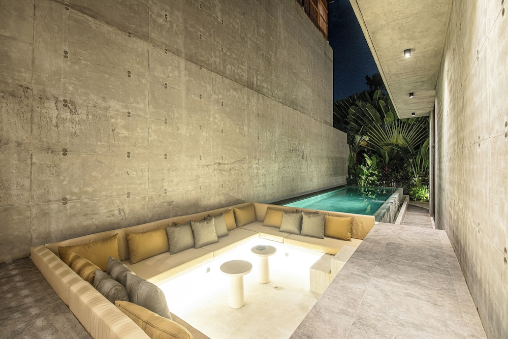 C La Villa Modern 4br Villa Canggu Beach 5mins