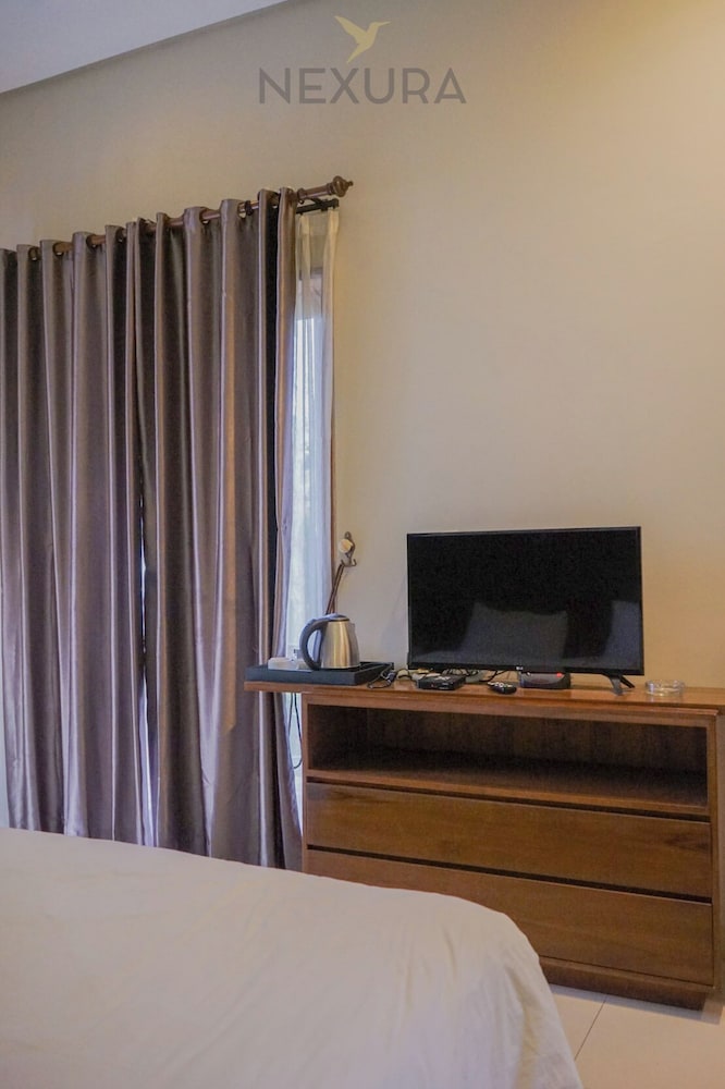 Jambu Klutuk Resort