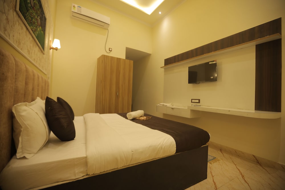 Hotel Om Vilas