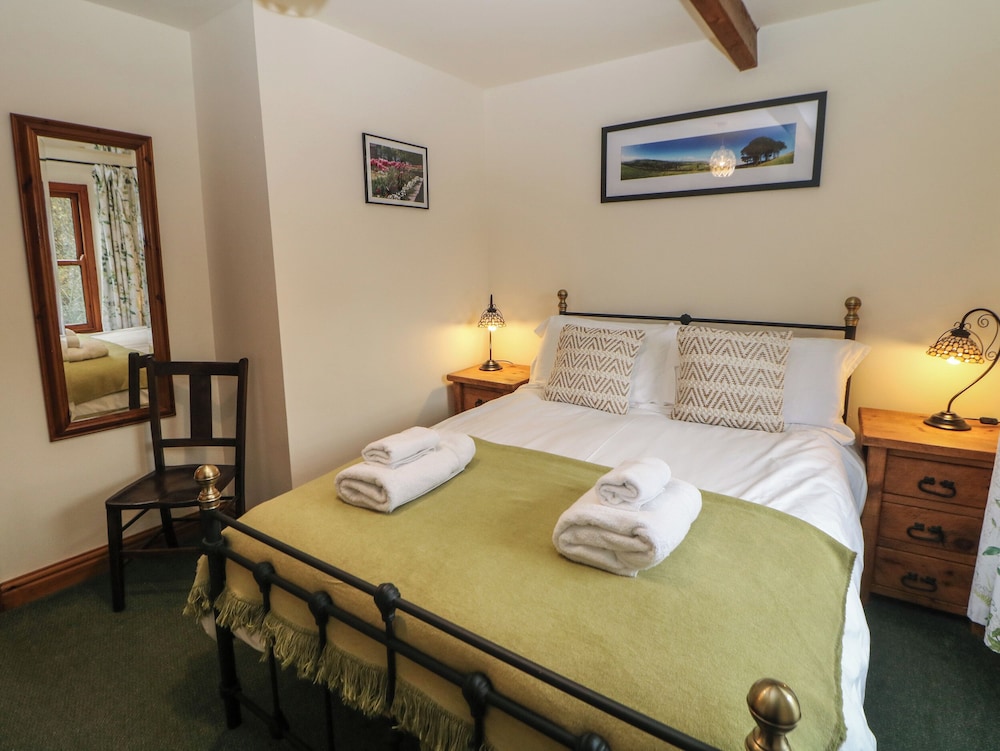 Brook Cottage view 5