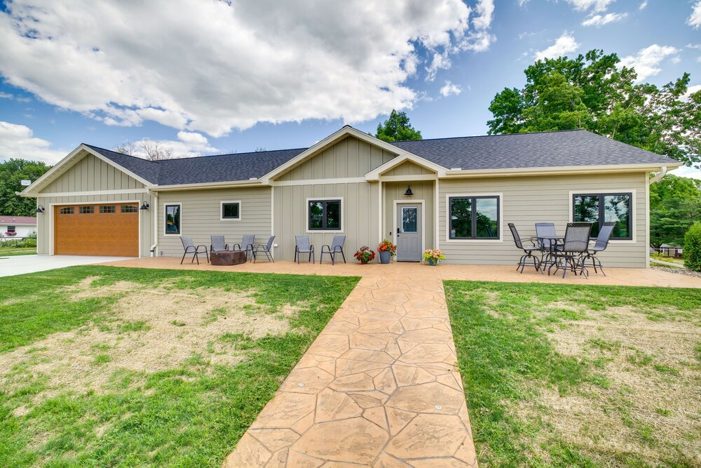 Spacious Preston Home w/ Fire Pit! view 2