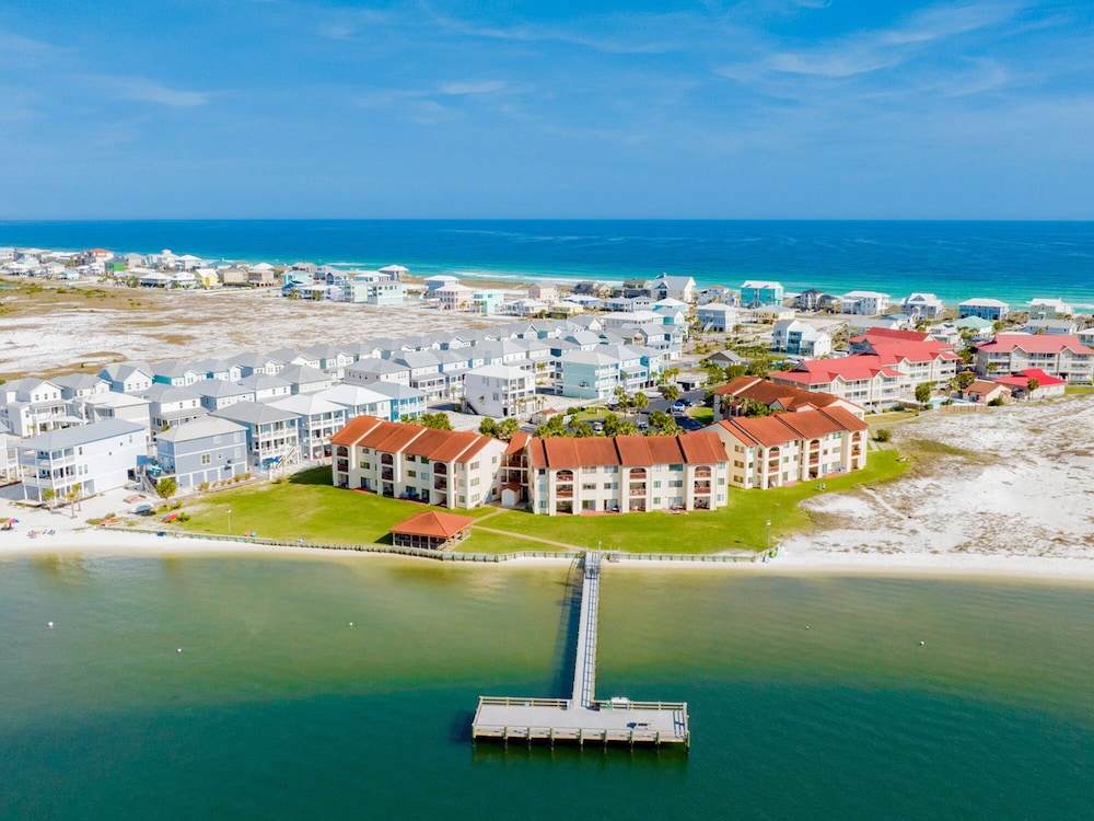Sunset Harbor #2-204 by Southern Vacation Rentals view 3