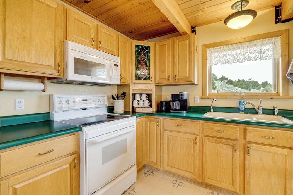 Walk to Sinks Canyon State Park: Spacious Home!