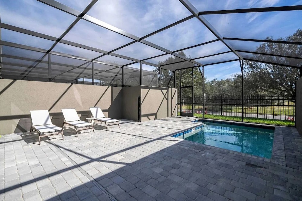 Luxury Villas Collection - Near Parks & Shopping