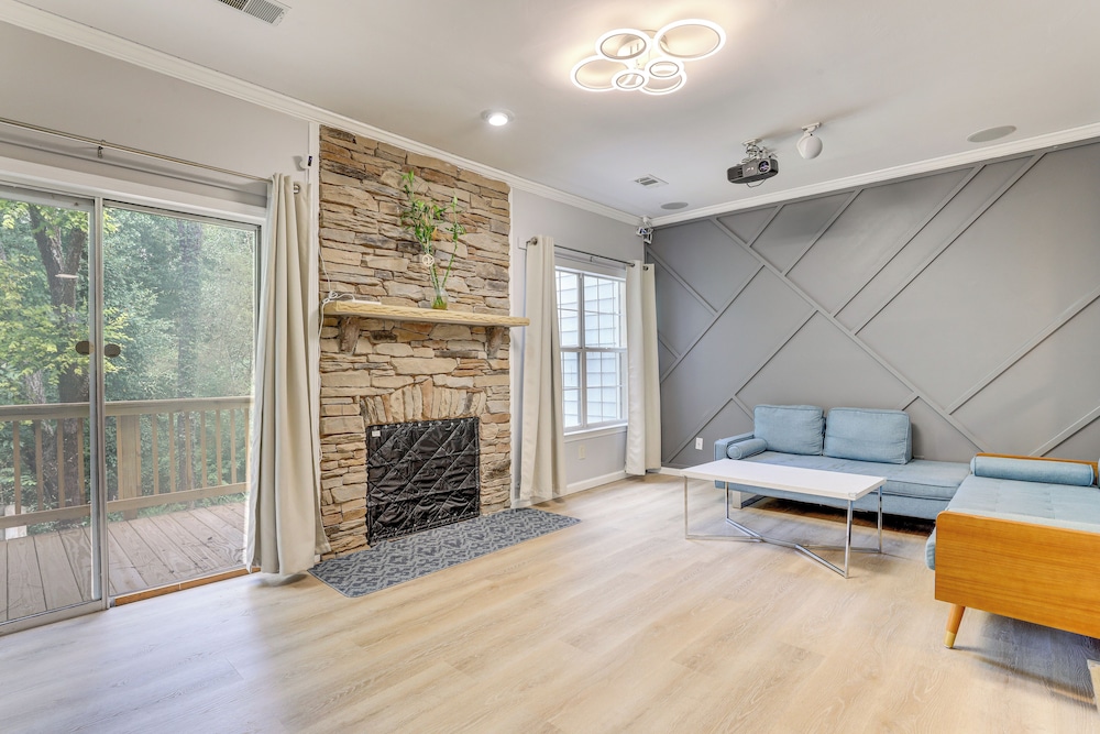 Fenced Yard & Pool Access: Lawrenceville Retreat!