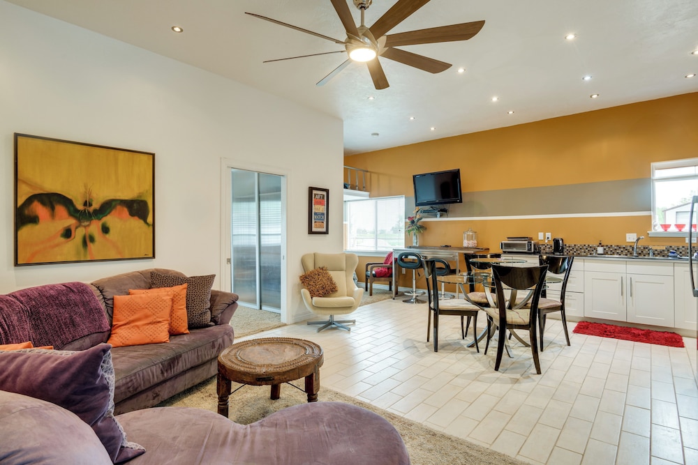 11 Mi to Bear World: Riverfront Getaway in Rigby