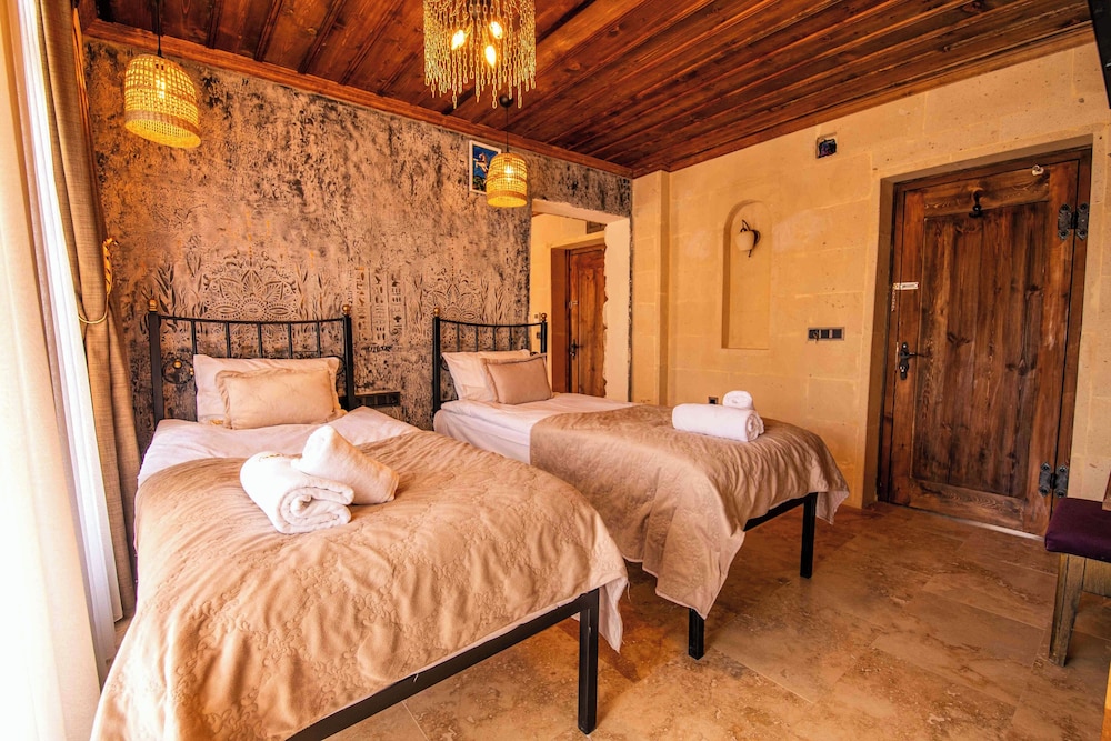 Alika Castle House