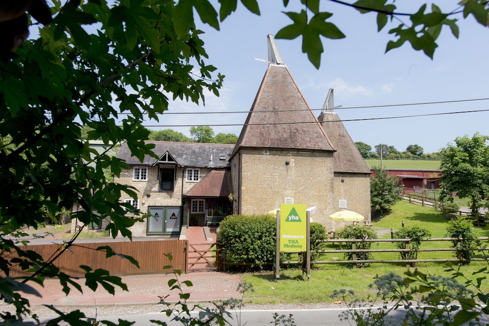 YHA Medway - Hostel