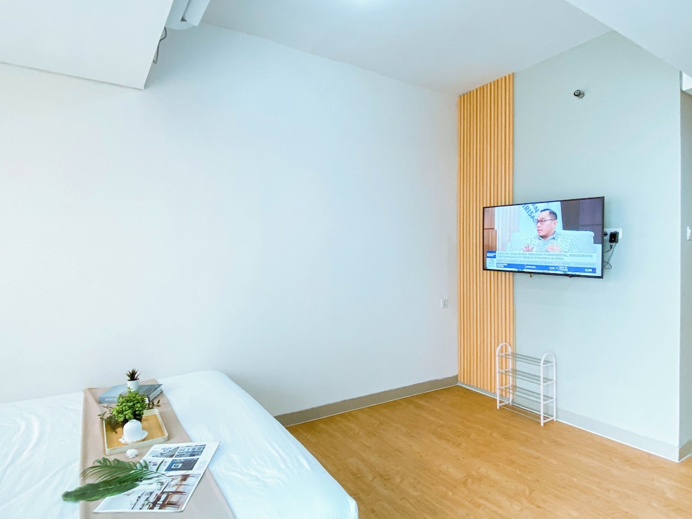Studio Near Sicc At Royal Sentul Park Apartment