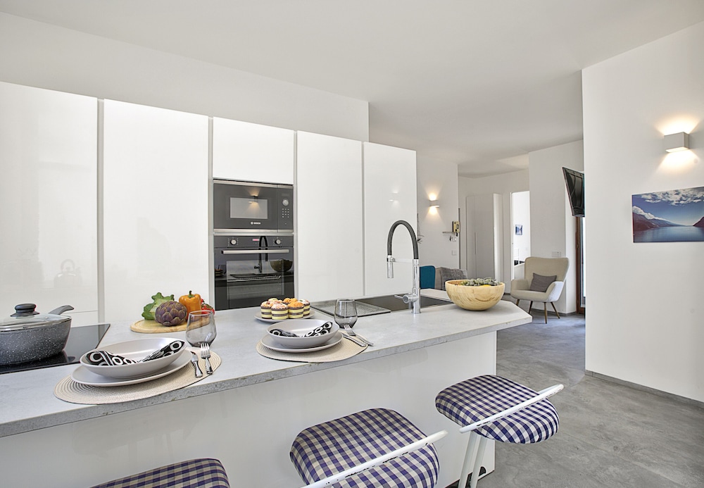 Quiet Oasis In Riva Heart