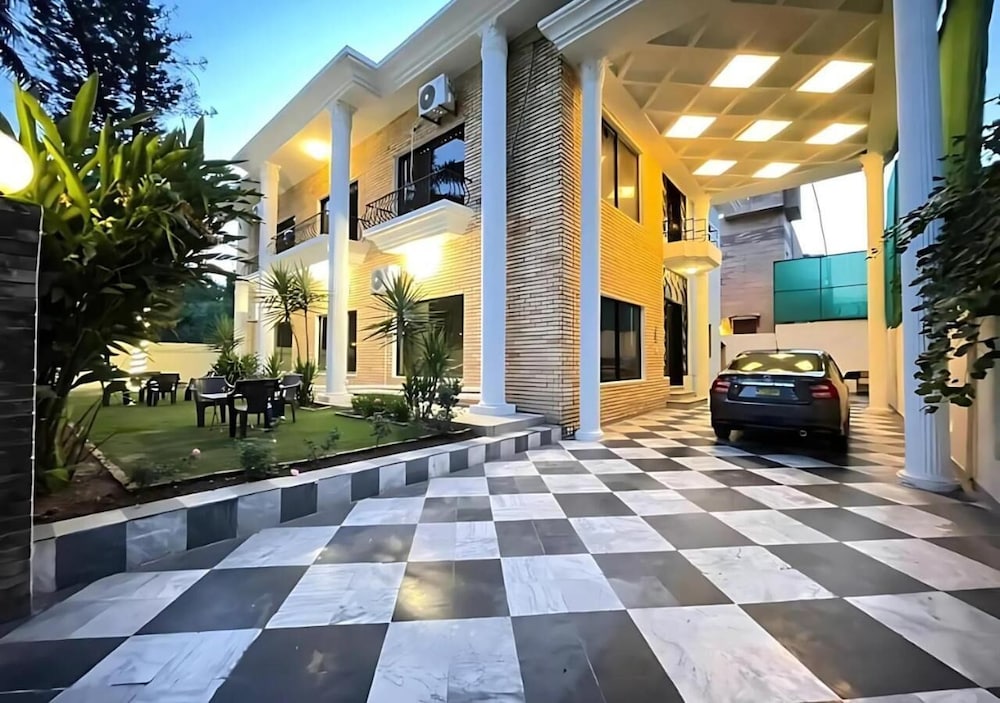 Infinity Villa