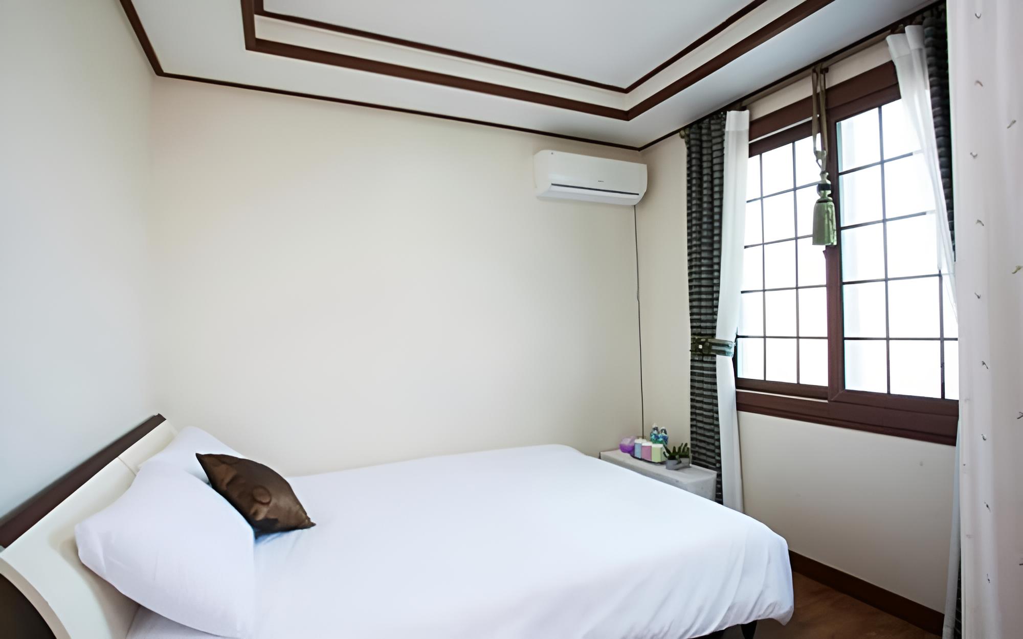 Jeju Casa Linda Pension view 5