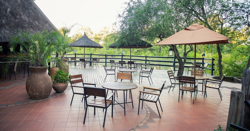 Maramba River Lodge