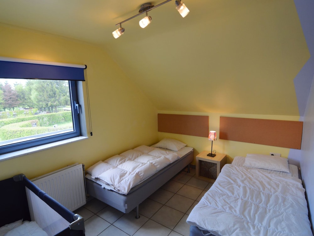 Delightful Villa in Sourbrodt With Swimming Pool, Terrace