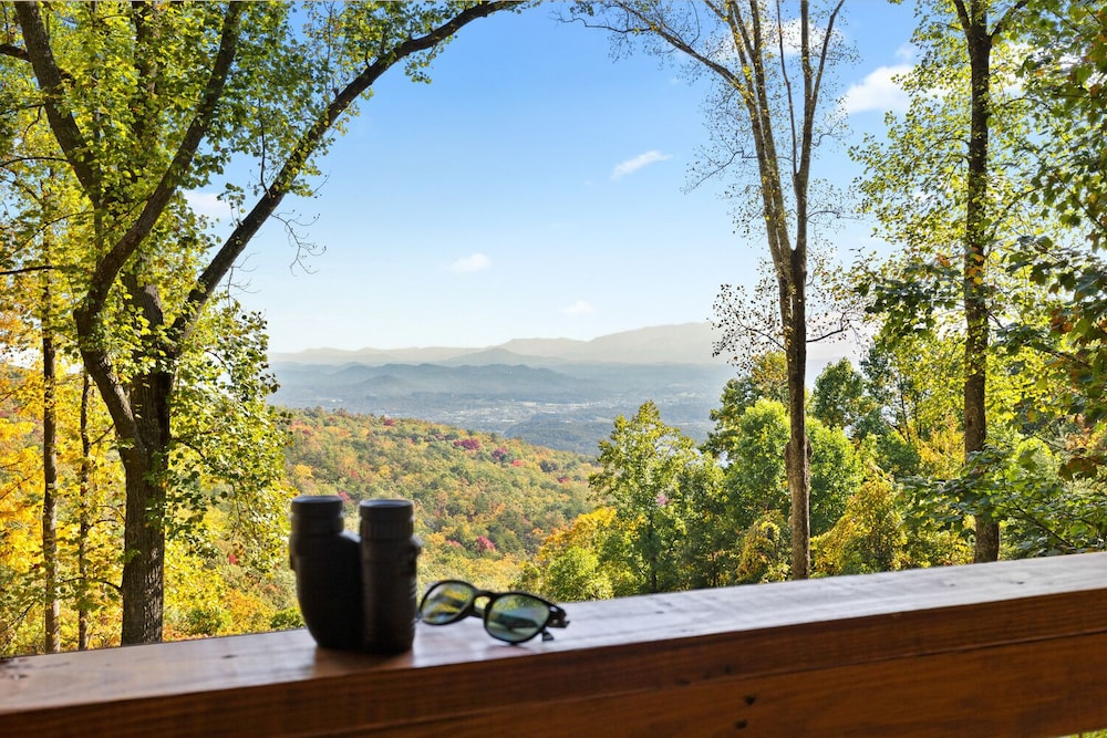 Sojourn Lodging