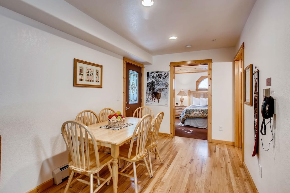 Estes Park Condos - Property Image 71