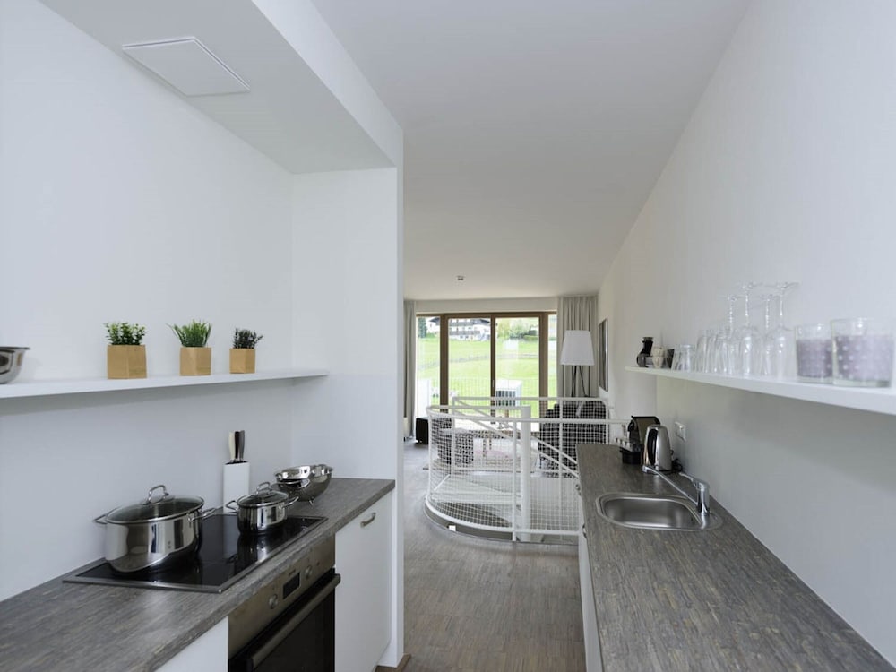 Attractive Apartment Near ski Lift view 5